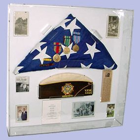 F161 – $84.95 Commemorative Large Folded Flag & Medal Display Case 21"w, 10.5"h, 3.5"d